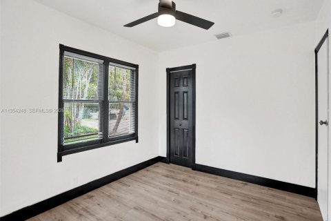 Villa ou maison à vendre à Fort Lauderdale, Floride: 2 chambres, 89.74 m2 № 2010101 - photo 9