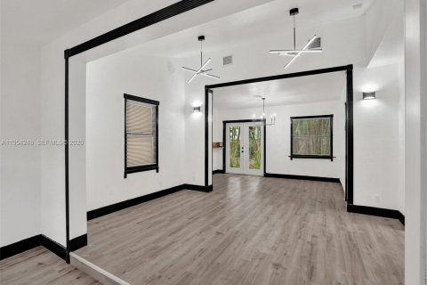 Villa ou maison à vendre à Fort Lauderdale, Floride: 2 chambres, 89.74 m2 № 2010101 - photo 11