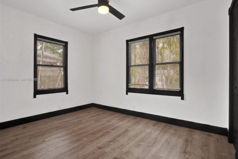 Villa ou maison à vendre à Fort Lauderdale, Floride: 2 chambres, 89.74 m2 № 2010101 - photo 10