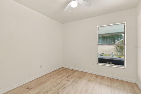 Villa ou maison à louer à Tampa, Floride: 3 chambres, 137.59 m2 № 2437126 - photo 30