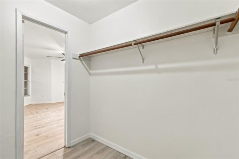 Villa ou maison à louer à Tampa, Floride: 3 chambres, 137.59 m2 № 2437126 - photo 19