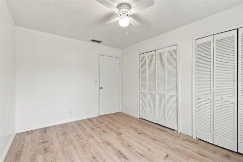 Villa ou maison à louer à Tampa, Floride: 3 chambres, 137.59 m2 № 2437126 - photo 24