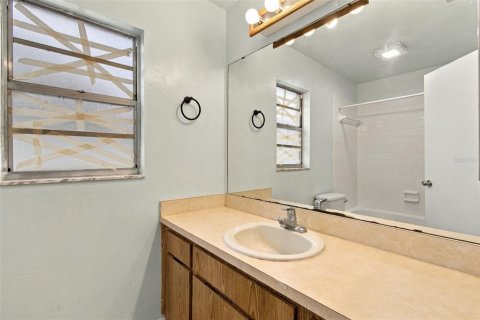 Villa ou maison à louer à Tampa, Floride: 3 chambres, 137.59 m2 № 2437126 - photo 27