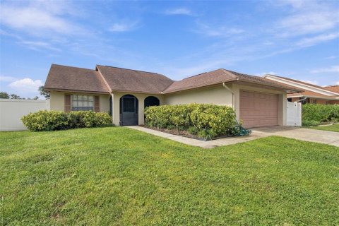 Villa ou maison à Tampa, Floride 3 chambres, 137.59 m2 № 2437126
