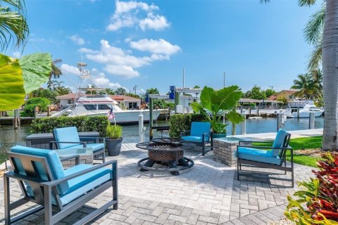 Villa ou maison à louer à Pompano Beach, Floride: 3 chambres, 215.81 m2 № 2389512 - photo 9