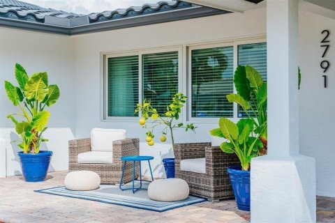Villa ou maison à louer à Pompano Beach, Floride: 3 chambres, 215.81 m2 № 2389512 - photo 2