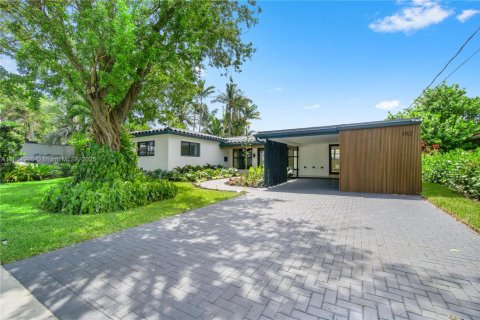 House in Fort Lauderdale, Florida 3 bedrooms, 152.55 sq.m. № 1727850 - photo 1