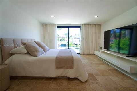 House in Fort Lauderdale, Florida 3 bedrooms, 152.55 sq.m. № 1727850 - photo 9