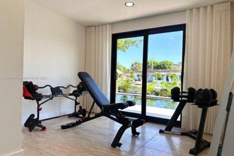 House in Fort Lauderdale, Florida 3 bedrooms, 152.55 sq.m. № 1727850 - photo 11