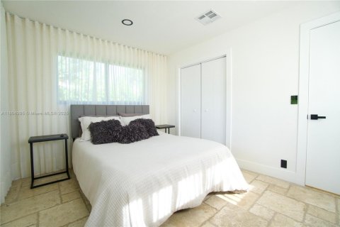 House in Fort Lauderdale, Florida 3 bedrooms, 152.55 sq.m. № 1727850 - photo 10