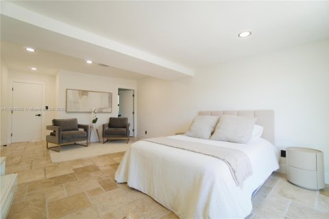 House in Fort Lauderdale, Florida 3 bedrooms, 152.55 sq.m. № 1727850 - photo 12