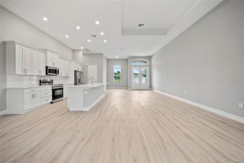 House in Homosassa, Florida 3 bedrooms, 186.55 sq.m. № 1819200 - photo 3