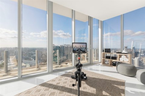 Купить кондоминиум в Майами, Флорида 5 спален, 846.43м2, № 2033798 - фото 9