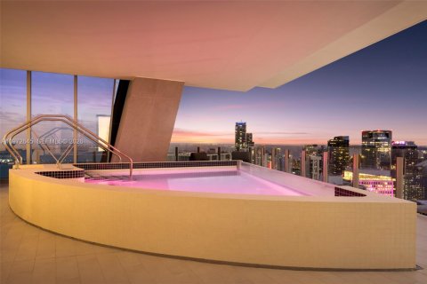 Купить кондоминиум в Майами, Флорида 5 спален, 846.43м2, № 2033798 - фото 20