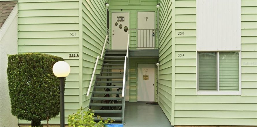 Condo in Ocala, Florida, 2 bedrooms  № 2096783
