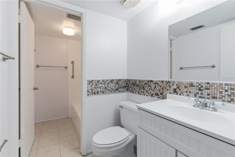 Condo in Ocala, Florida, 2 bedrooms  № 2096783 - photo 6