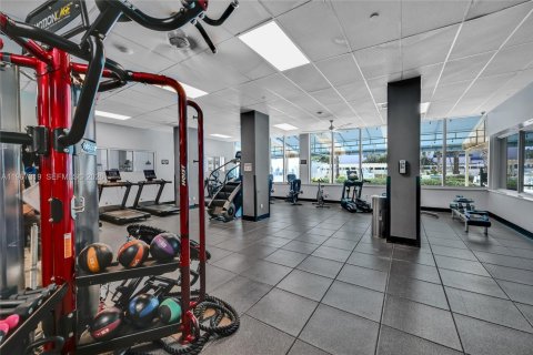 Condominio en alquiler en Hollywood, Florida, 1 dormitorio, 77.57 m2 № 2081391 - foto 27