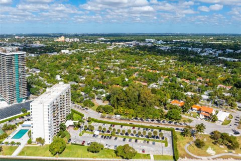 Terrain à vendre à Miami, Floride № 1983211 - photo 5