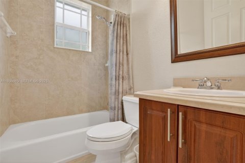 Купить виллу или дом в Майами, Флорида 5 спален, 277.41м2, № 1988634 - фото 22