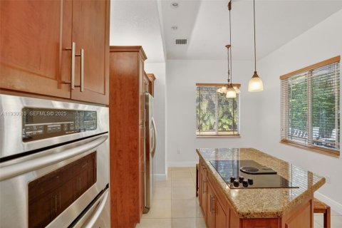 Купить виллу или дом в Майами, Флорида 5 спален, 277.41м2, № 1988634 - фото 14