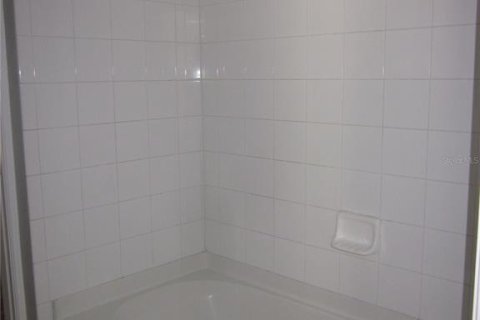 House in Wesley Chapel, Florida 4 bedrooms, 168.15 sq.m. № 1918996 - photo 19