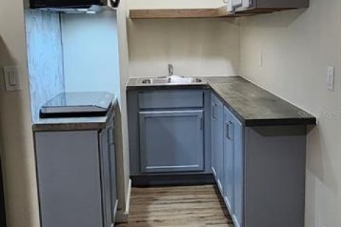House in Longwood, Florida 1 bedroom, 46.45 sq.m. № 2379344 - photo 8