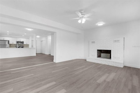 Casa en venta en Port Charlotte, Florida, 4 dormitorios, 175.4 m2 № 1900877 - foto 12