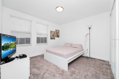 House in Orlando, Florida 4 bedrooms, 260.41 sq.m. № 1429370 - photo 27