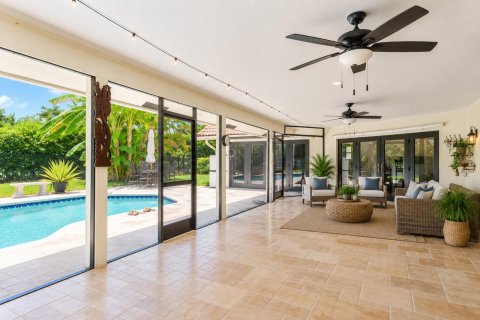 House in Boca Raton, Florida 4 bedrooms, 329.9 sq.m. № 2276105 - photo 9