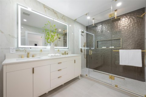 Купить виллу или дом в Пальметто-Бей, Флорида 4 спальни, 235.04м2, № 1992007 - фото 18