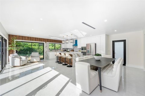 Купить виллу или дом в Пальметто-Бей, Флорида 4 спальни, 235.04м2, № 1992007 - фото 9