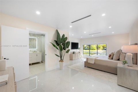 Купить виллу или дом в Пальметто-Бей, Флорида 4 спальни, 235.04м2, № 1992007 - фото 17