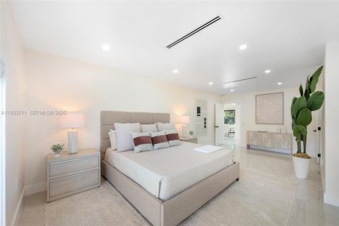 Купить виллу или дом в Пальметто-Бей, Флорида 4 спальни, 235.04м2, № 1992007 - фото 13