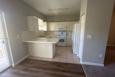 Copropriété à vendre à Homestead, Floride: 3 chambres, 111.58 m2 № 1946326 - photo 4