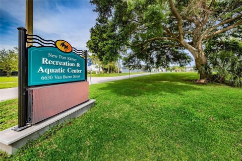 Casa en venta en New Port Richey, Florida, 2 dormitorios, 89.19 m2 № 2386530 - foto 19
