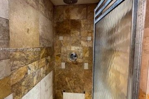 Casa en alquiler en Cutler Bay, Florida, 2 dormitorios, 171.31 m2 № 2009758 - foto 2