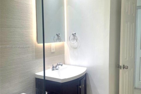 Appartement à louer à Miami, Floride: 2 chambres, 78.97 m2 № 2087307 - photo 11