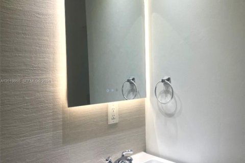 Appartement à louer à Miami, Floride: 2 chambres, 78.97 m2 № 2087307 - photo 13