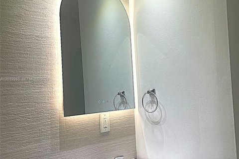 Appartement à louer à Miami, Floride: 2 chambres, 78.97 m2 № 2087307 - photo 12