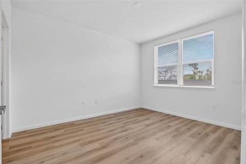 Condo in Orlando, Florida, 3 bedrooms  № 2233630 - photo 15