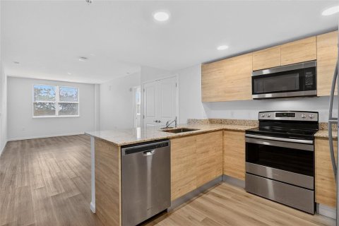Condo in Orlando, Florida, 3 bedrooms  № 2233630 - photo 11