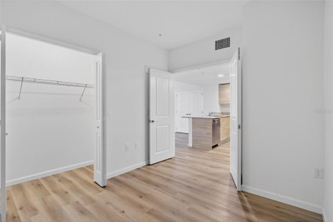 Condo in Orlando, Florida, 3 bedrooms  № 2233630 - photo 5