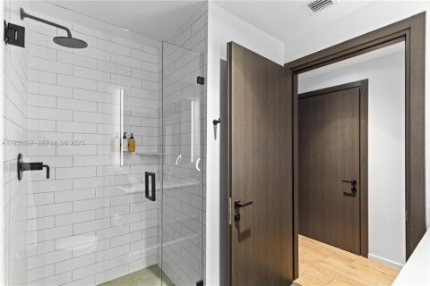 Condominio en venta en Miami, Florida, 1 dormitorio, 39.95 m2 № 1994694 - foto 21