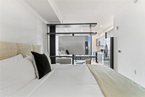 Condominio en venta en Miami, Florida, 1 dormitorio, 39.95 m2 № 1994694 - foto 14
