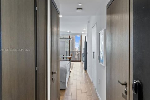 Condominio en venta en Miami, Florida, 1 dormitorio, 39.95 m2 № 1994694 - foto 18