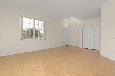 Villa ou maison à louer à Kissimmee, Floride: 3 chambres, 172.33 m2 № 1762273 - photo 16