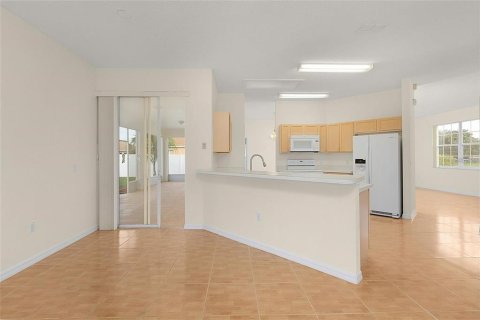 Villa ou maison à louer à Kissimmee, Floride: 3 chambres, 172.33 m2 № 1762273 - photo 25