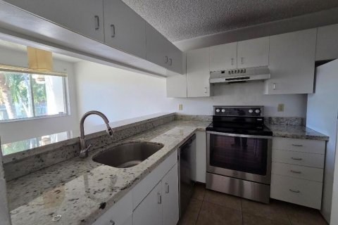 Appartement à louer à West Palm Beach, Floride: 1 chambre, 74.32 m2 № 2439407 - photo 5