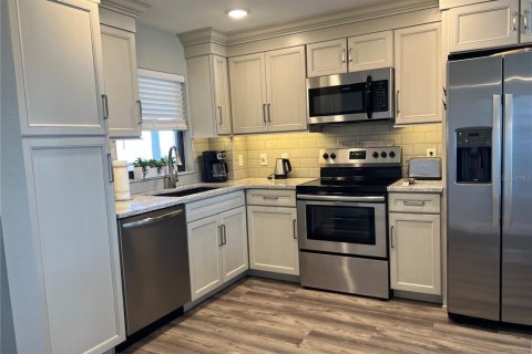 Condo in Clearwater, Florida, 2 bedrooms  № 1905061 - photo 10