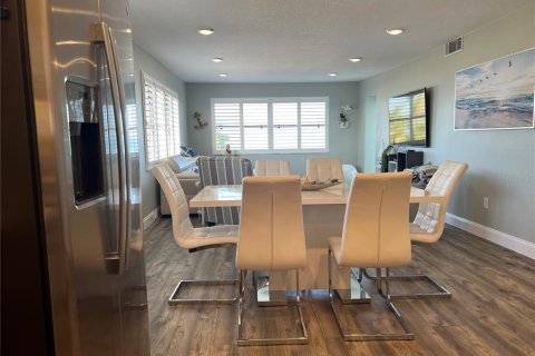 Condo in Clearwater, Florida, 2 bedrooms  № 1905061 - photo 5